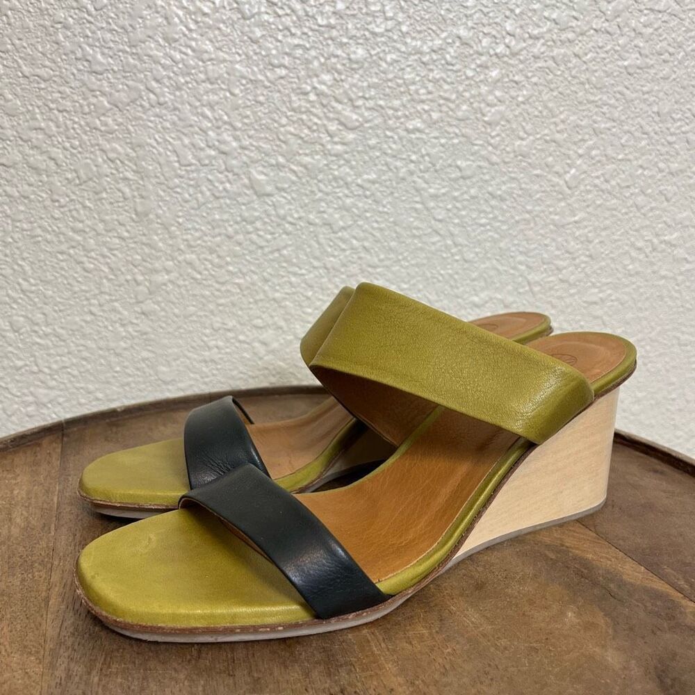 Coclico Doe Wedge Olive And Deep Sea Double Strap Wood Sandals Women’s 39 US 8.5